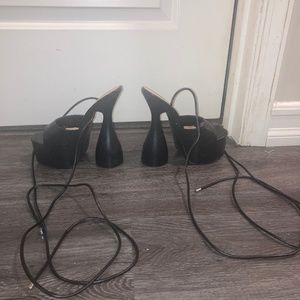 Y2K BLACK TIE UP PLATFORM HEELS NEVER WORN